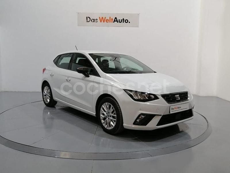 Usado Seat Ibiza FR 115 CV (84 kW) 2024 Blanco Berlina