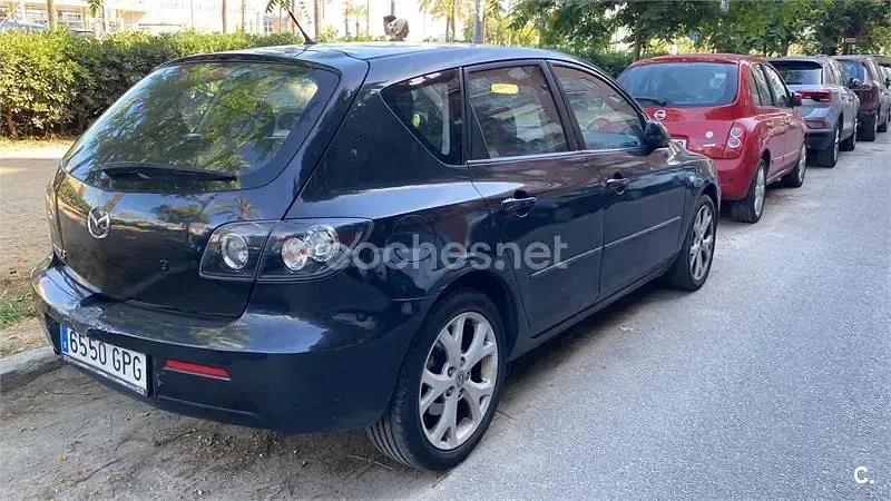 Usado Mazda 3 Sportive 143 CV (105 kW) 2009 Negro Berlina