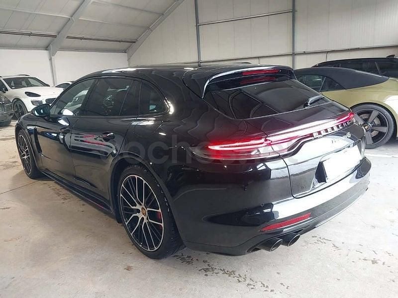 Usado Porsche Panamera Sport Turismo 560 CV (411 kW) 2021 Negro Familiar