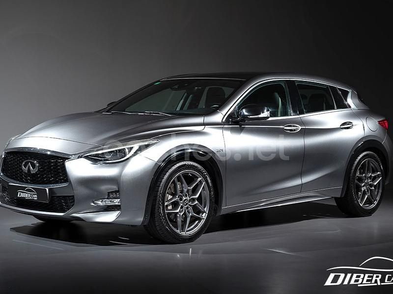 Gris / plata Usado 2017 Infiniti Q30 Sport Tech Utilitario | 17.900 € - Imagen 1/4