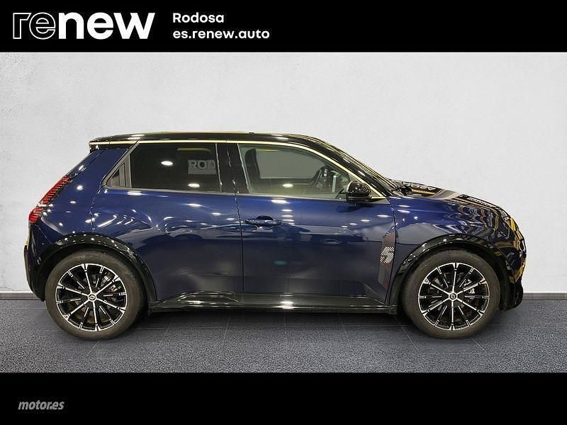 Usado Renault 5 E-Tech Iconic 110 kW (150 CV) 2024 Azul Berlina