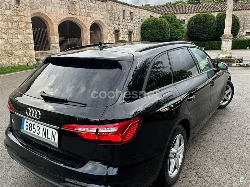 Usado Audi A4 Advanced Plus 150 CV (110 kW) 2024 Negro Familiar