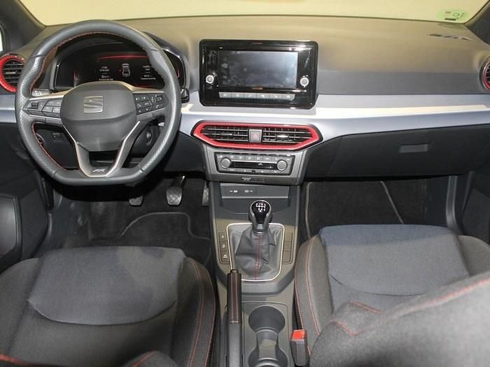 Usado Seat Ibiza FR 115 CV (84 kW) 2024 Blanco Utilitario