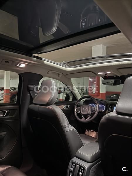 Negro Usado 2021 Volvo XC40 Inscription SUV | 28.000 € (Precio justo) - Imagen 1/4