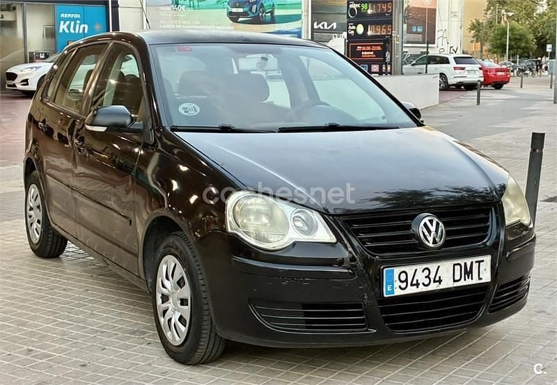 Negro Usado 2005 VW Polo Sportline Berlina | 2200 € (Super precio) - Imagen 1/4