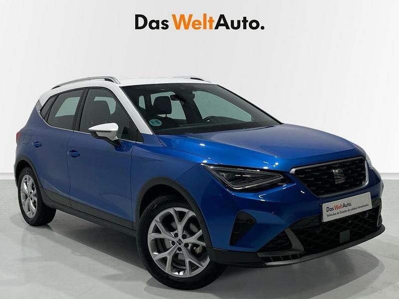 Usado Seat Arona FR 110 CV (80 kW) 2024 Azul SUV