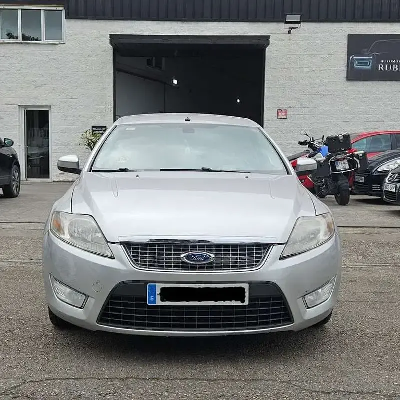 Usado Ford Mondeo 125 CV (91 kW) 2009 Gris Berlina