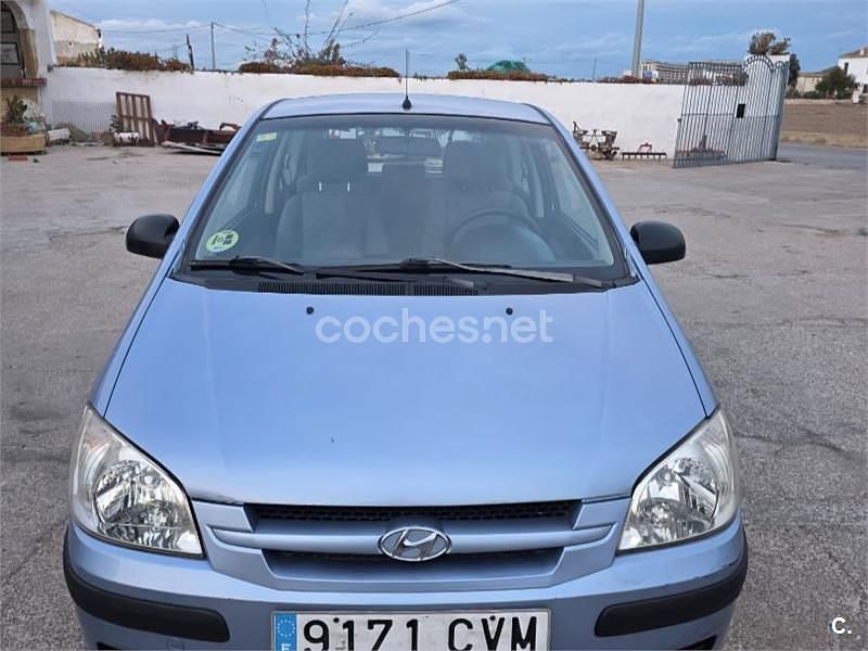 Usado Hyundai Getz 63 CV (46 kW) 2004 Azul Utilitario