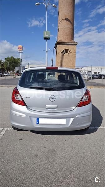 Usado Opel Corsa Selective 85 CV (62 kW) 2012 Gris / plata Berlina