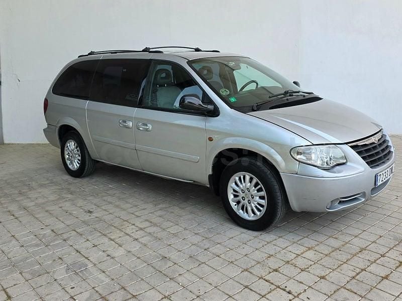 Usado Chrysler Grand Voyager Limited 150 CV (110 kW) 2006 Gris / plata Monovolumen