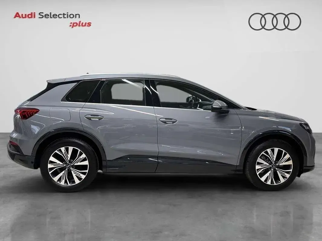 Usado Audi Q4 e-tron Advanced Plus 210 kW (286 CV) 2026 Gris SUV