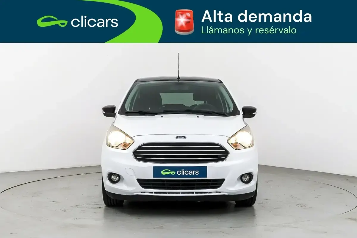 Usado Ford Ka Ultimate 85 CV (62 kW) 2018 Blanco Berlina