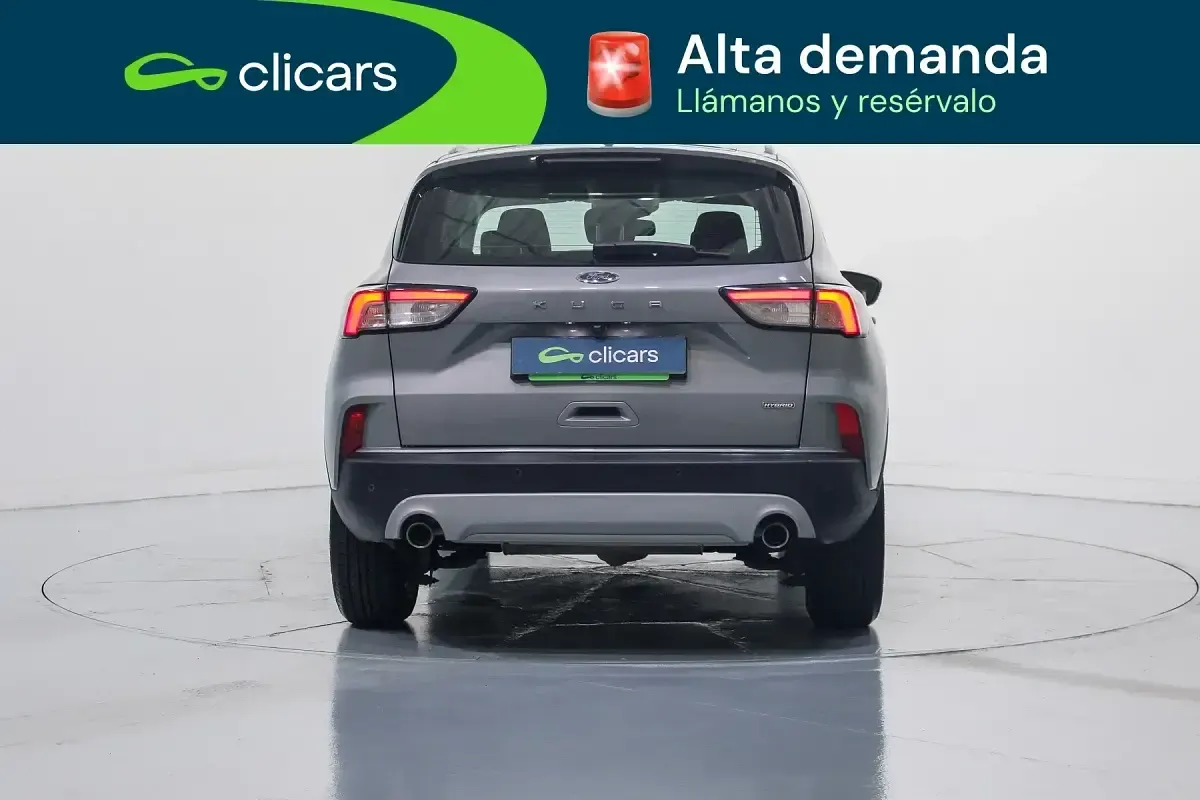 Usado Ford Kuga Titanium 191 CV (140 kW) 2022 Gris SUV