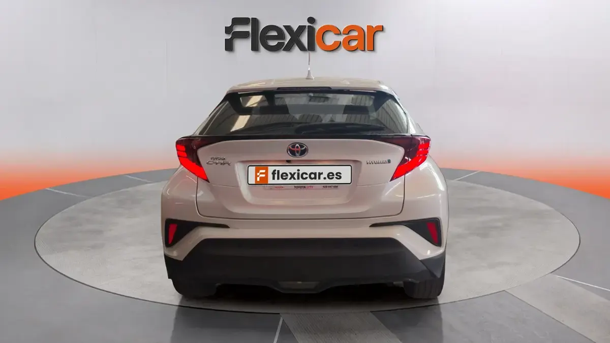 Usado Toyota C-HR Active 122 CV (89 kW) 2022 Blanco SUV