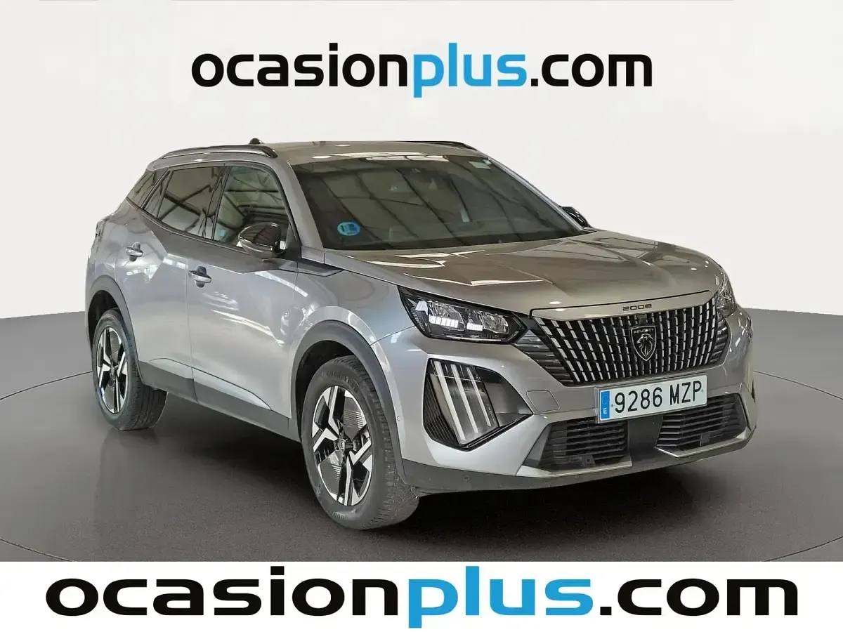 Usado Peugeot 2008 Allure 145 CV (106 kW) 2025 Gris SUV