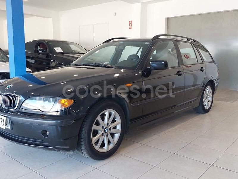 Negro Usado 2003 BMW 318 Familiar | 3999 € (Precio justo) - Imagen 1/4