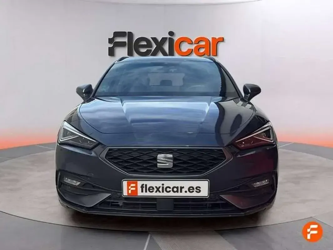 Usado Seat Leon FR 150 CV (110 kW) 2025 Azul Utilitario