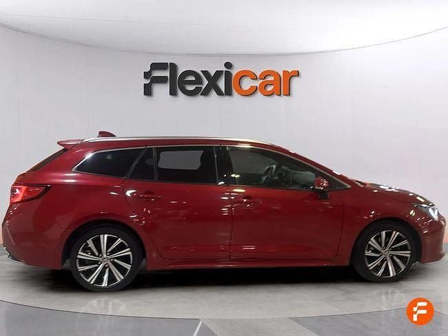 Usado Toyota Corolla Active 122 CV (89 kW) 2022 Rojo