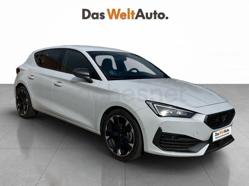 Blanco Usado 2024 Cupra Leon Berlina | 25.900 € (Precio justo) - Imagen 1/4