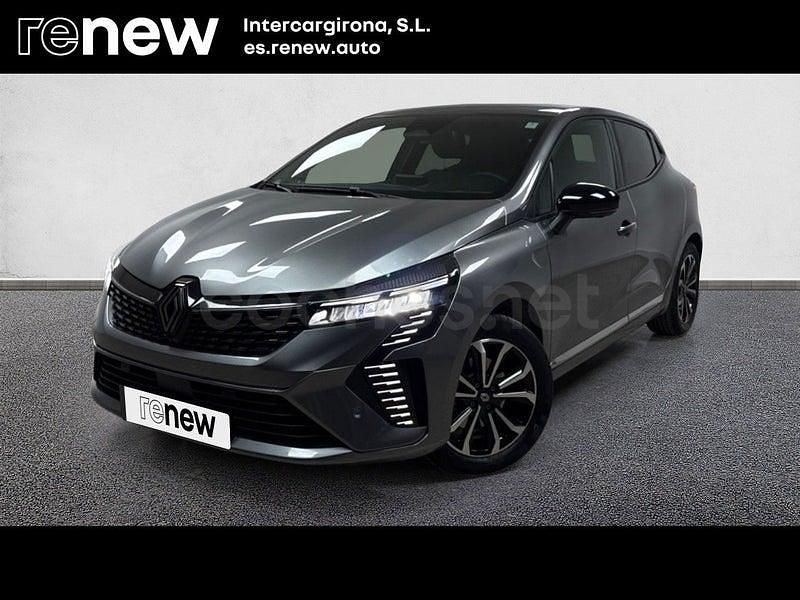 Usado Renault Clio V Techno 143 CV (105 kW) 2025 Gris / plata Berlina