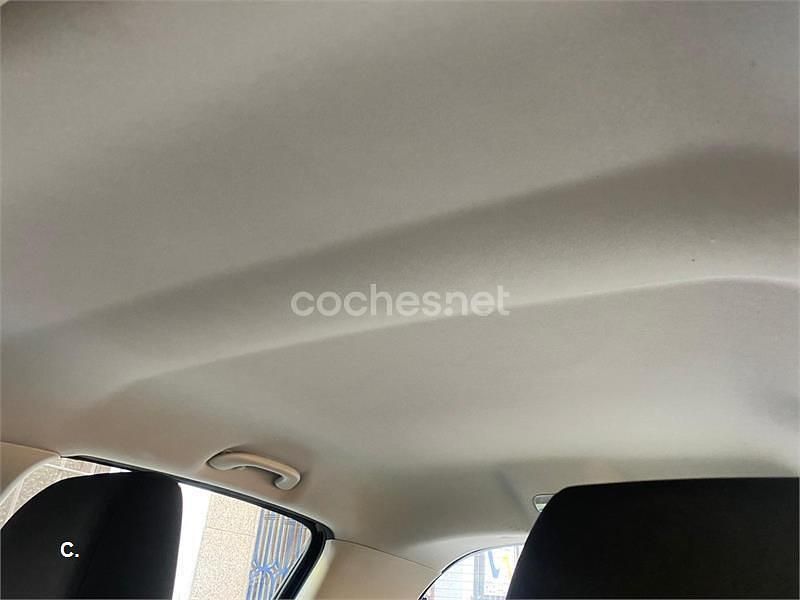 Marrón Usado 2012 Peugeot 308 Access Berlina | 6500 € (Precio justo) - Imagen 1/4
