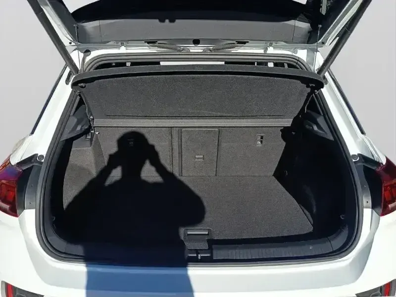 Usado VW T-Roc R-line 150 CV (110 kW) 2022 SUV