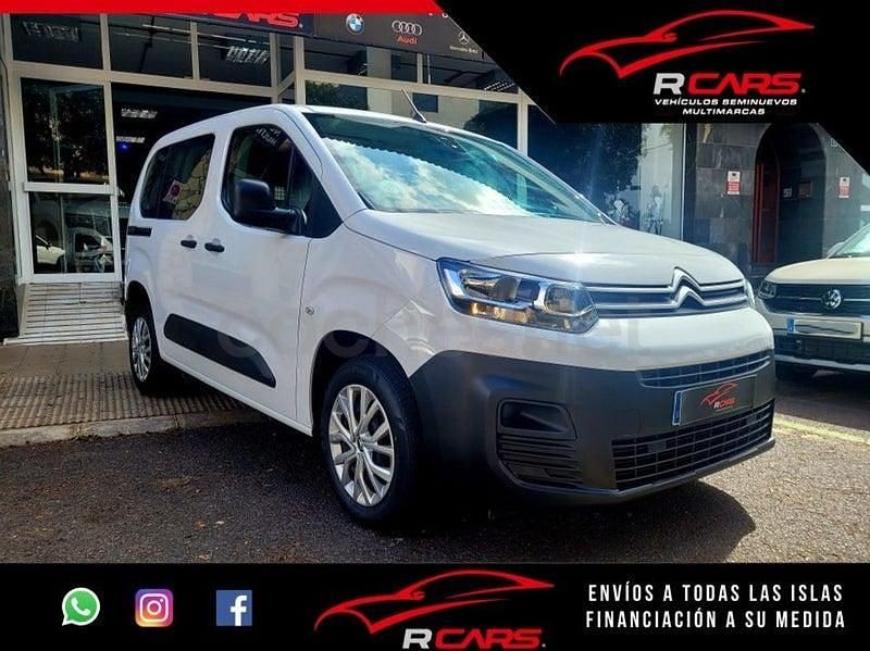 Usado Citroën Berlingo Live 102 CV (75 kW) 2023 Blanco Monovolumen