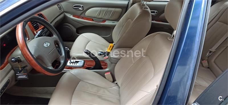Usado Hyundai Sonata GLS 172 CV (126 kW) 2004 Azul Berlina