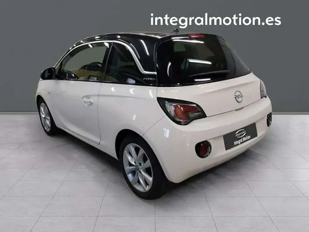 Usado Opel Adam Jam 69 CV (50 kW) 2016 Blanco Utilitario