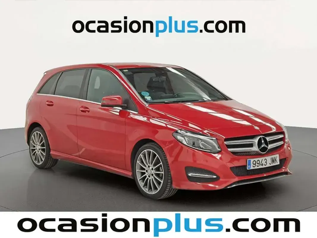 Usado Mercedes B180 109 CV (80 kW) 2016 Rojo Monovolumen