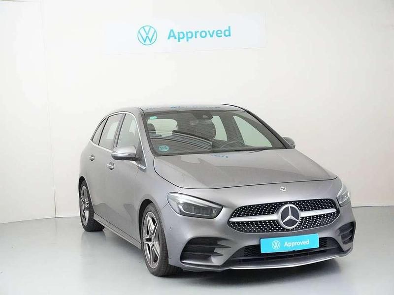 Usado Mercedes B220 190 CV (139 kW) 2019 Gris Monovolumen