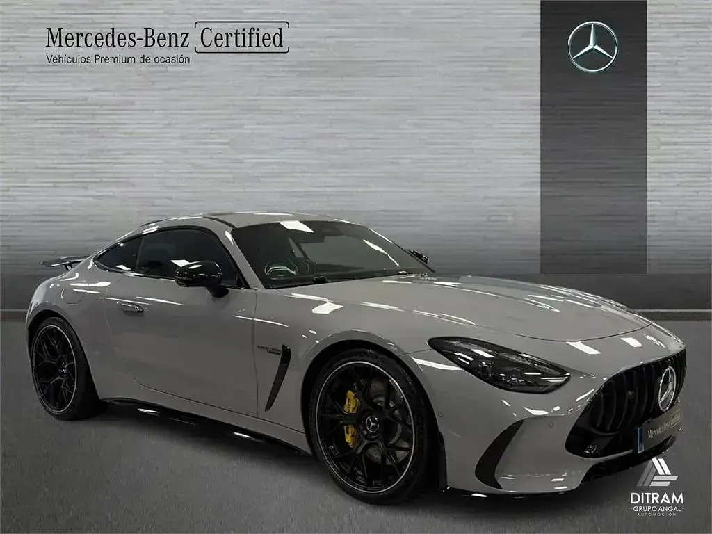 Usado Mercedes AMG GT 63 AMG 585 CV (430 kW) 2025 Gris Coupe