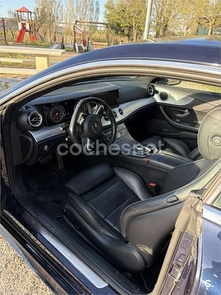 Usado Mercedes E220 194 CV (142 kW) 2018 Azul Coupe
