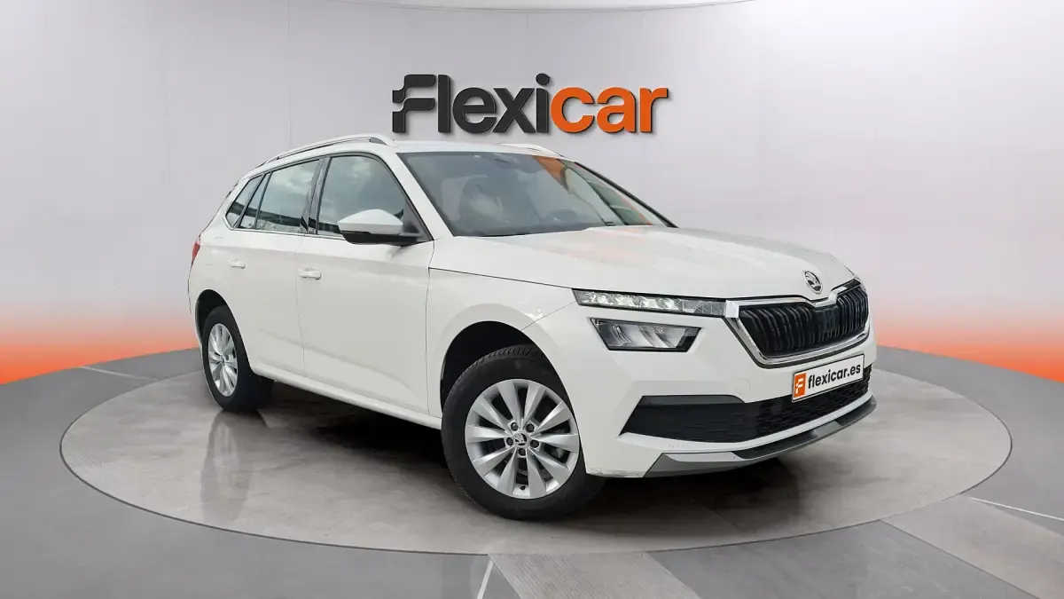 Usado Skoda Kamiq Ambition 110 CV (80 kW) 2021 SUV