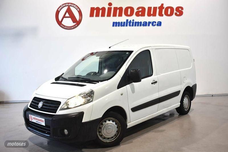 Usado Fiat Scudo 129 CV (94 kW) 2012 Blanco Van