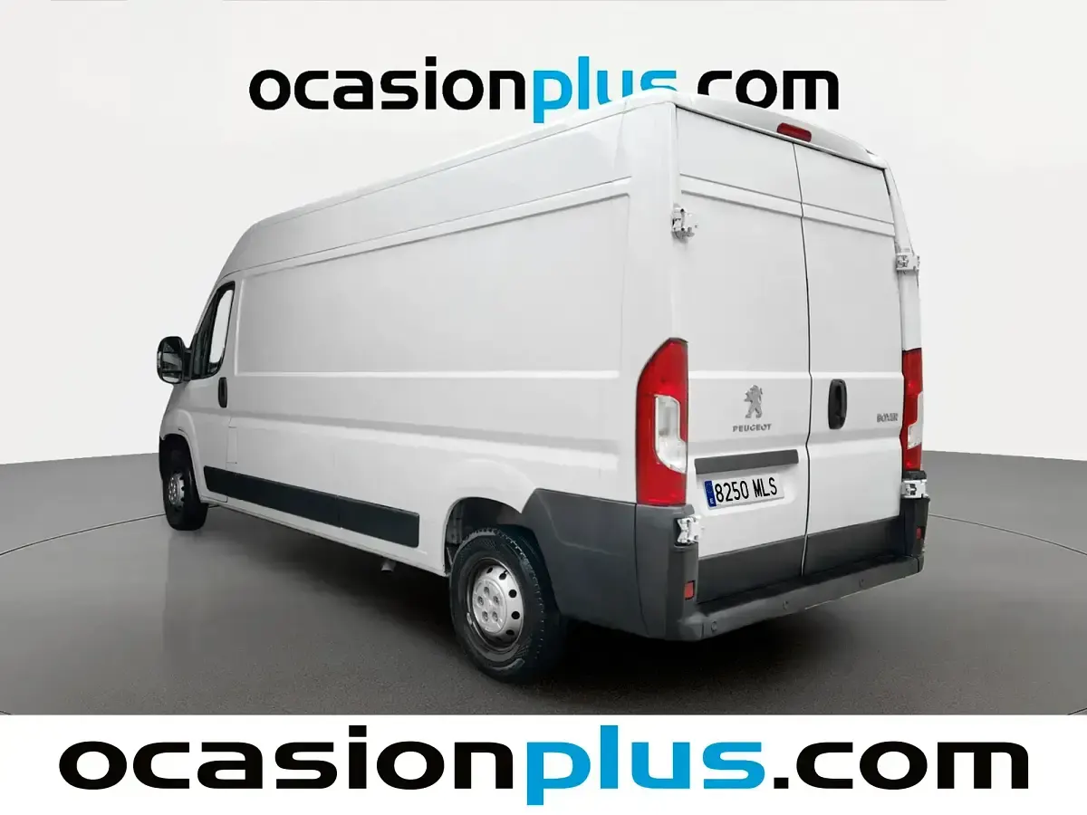 Usado Peugeot Boxer S 140 CV (102 kW) 2023 Blanco Van