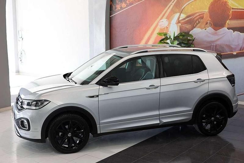 Usado VW T-Cross Sport 110 CV (80 kW) 2023 Gris SUV