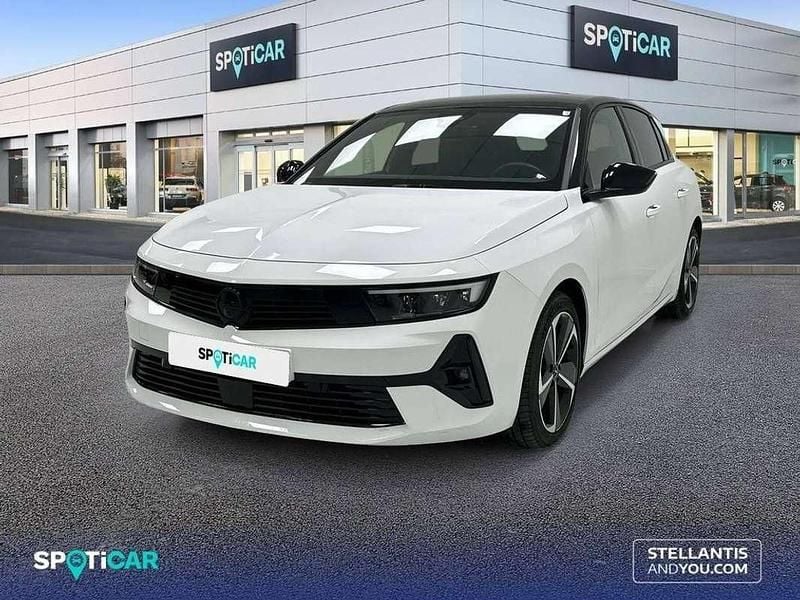 Blanco Usado 2024 Opel Astra Familiar | 18.400 € (Precio justo) - Imagen 1/4