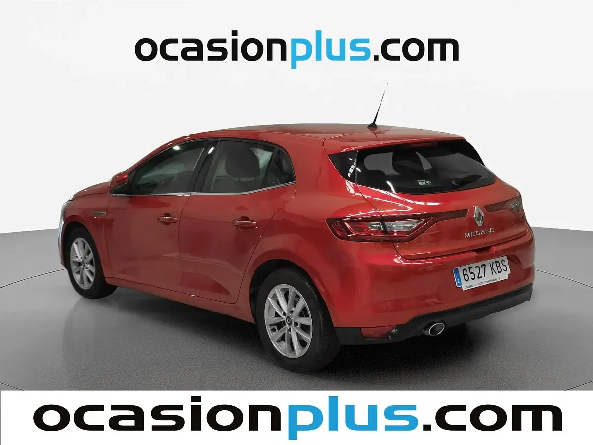 Usado Renault Mégane Zen 110 CV (80 kW) 2017 Rojo Utilitario