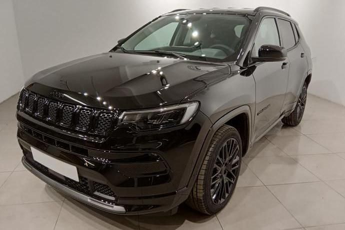 Usado Jeep Compass Altitude 130 CV (95 kW) 2023 SUV