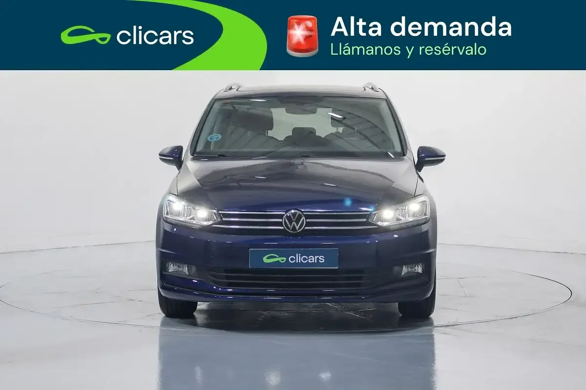 Usado VW Touran Advance 122 CV (89 kW) 2021 Azul Monovolumen