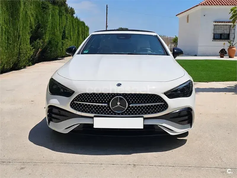 Usado Mercedes CLE200 204 CV (150 kW) 2024 Blanco Descapotable