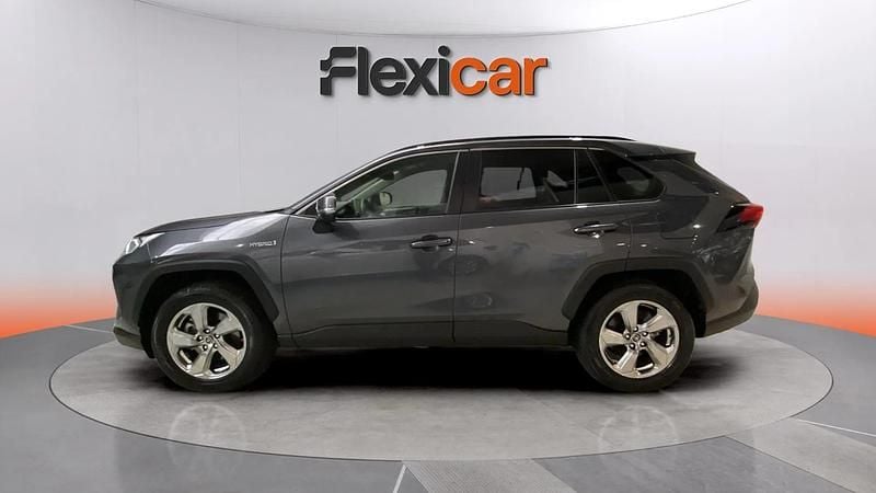 Käytetty Toyota RAV4 Hybrid Advance 218 HP (160 kW) 2019 Harmaa Katumaasturi