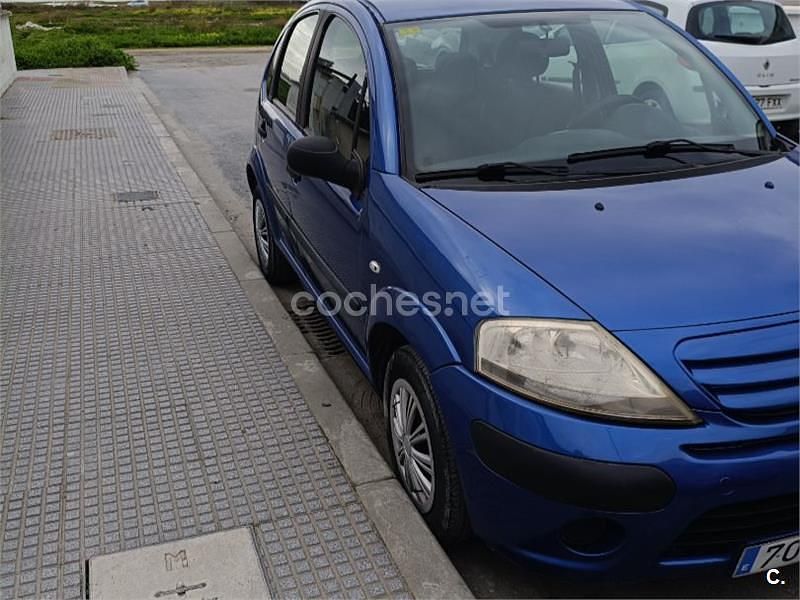 Usado Citroën C3 Exclusive 70 CV (51 kW) 2006 Azul Berlina