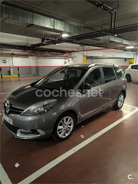 Usado Renault Grand Scénic IV LIMITED 110 CV (80 kW) 2016 Gris / plata Monovolumen