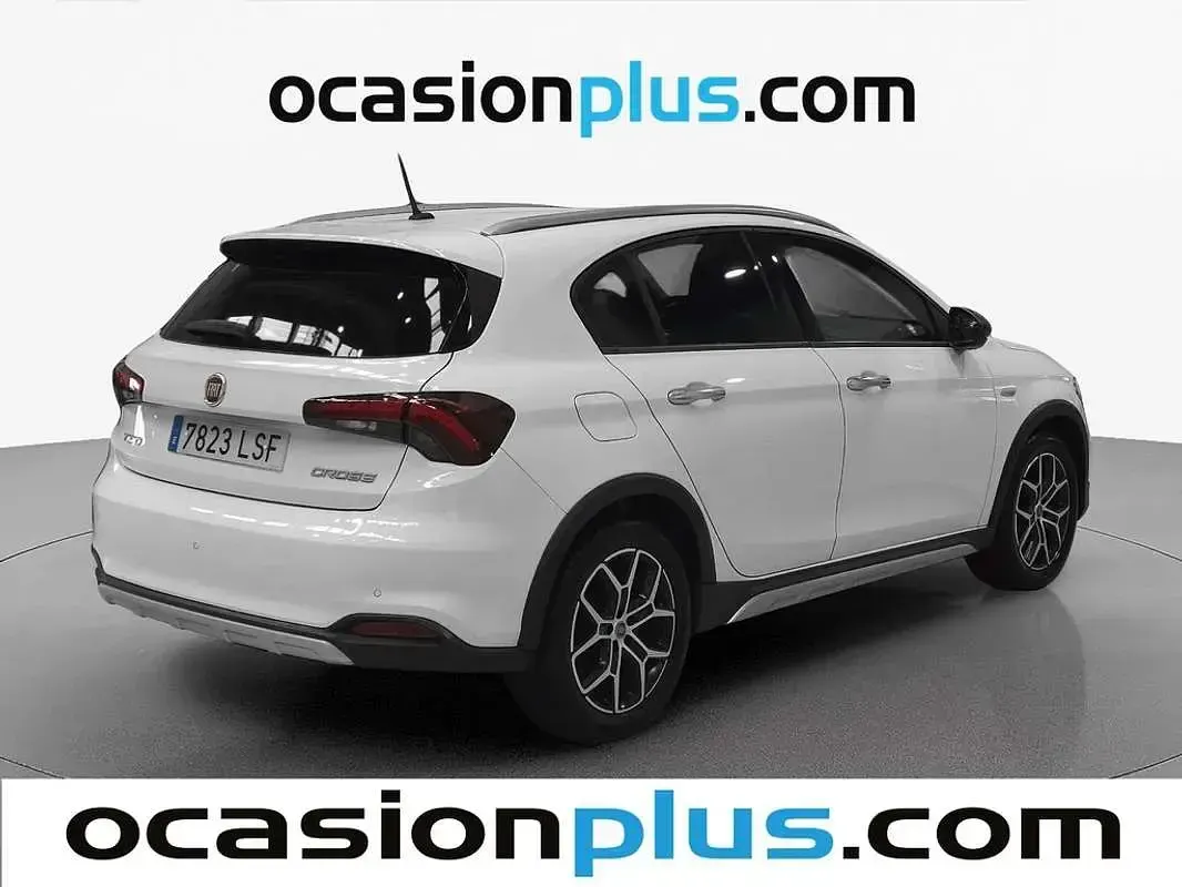 Usado Fiat Tipo Cross 101 CV (74 kW) 2021 Blanco Utilitario