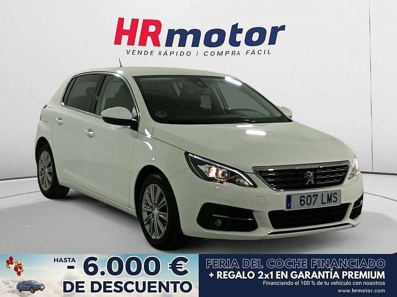 Blanco Usado 2021 Peugeot 308 Allure Utilitario | 11.210 € (Precio justo) - Imagen 1/4