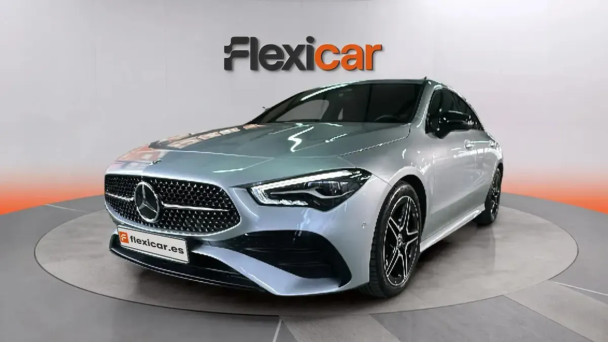 Usado Mercedes 190 190 CV (139 kW) 2025 Gris Berlina