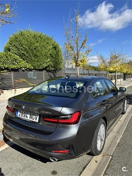 Usado BMW 320e 204 CV (150 kW) 2022 Negro Berlina
