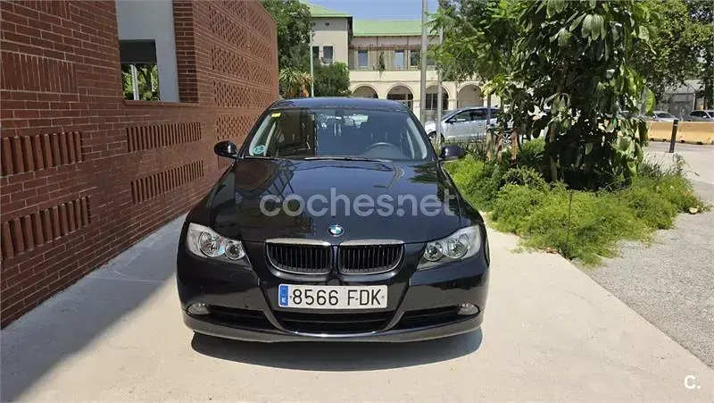 Usado BMW 325 Comfort Edition 218 CV (160 kW) 2007 Negro Berlina